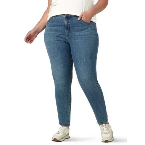 Lee Women's Plus High Rise Skinny Jean, Size 26WM, High Rise, Slim-Leg, Blue - Picture 1 of 4